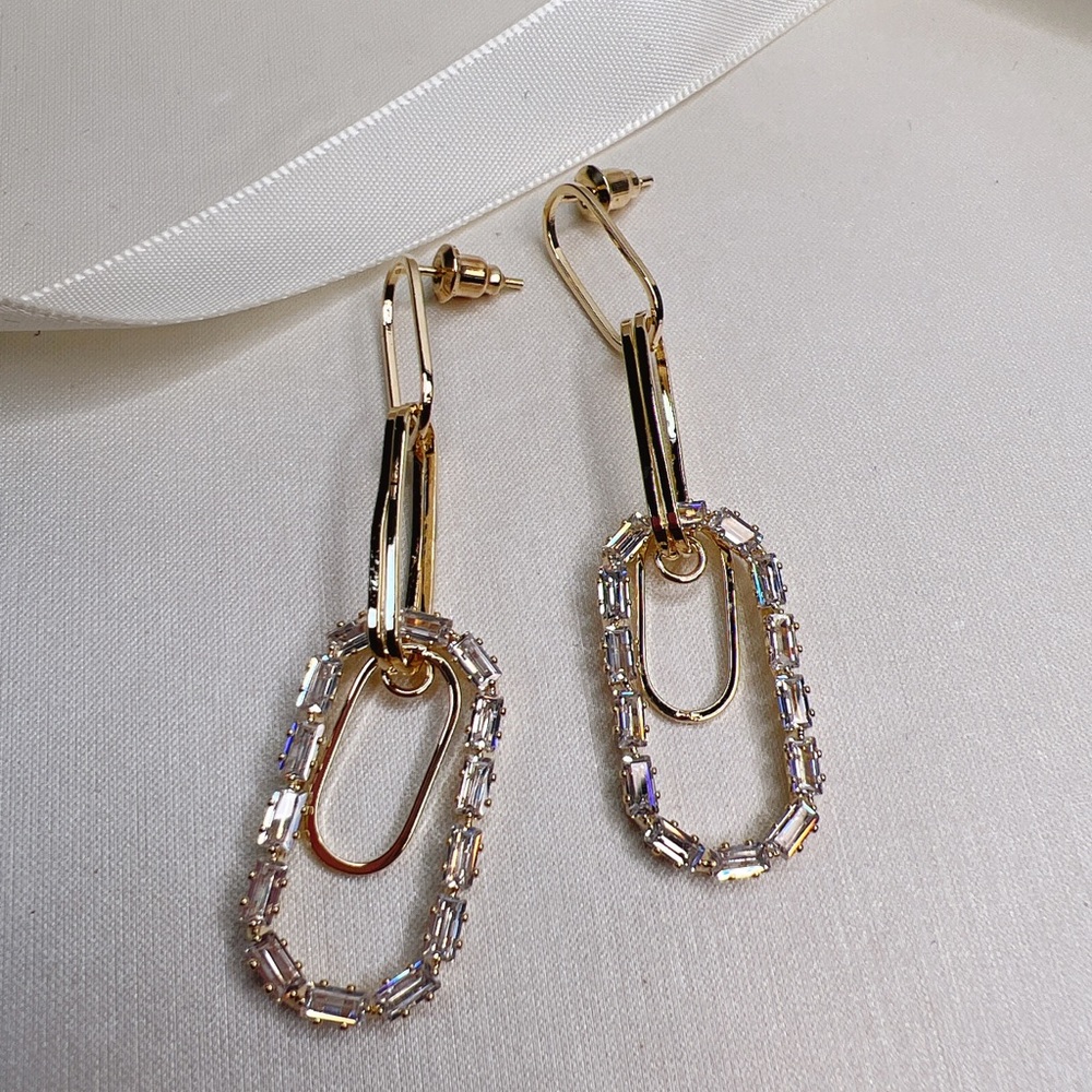 Link Drop Earrings